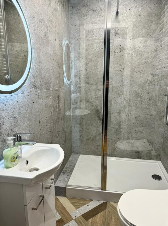 Doba Rent Wysockiego 104 Hotel เบียวิสตอก ภายนอก รูปภาพ