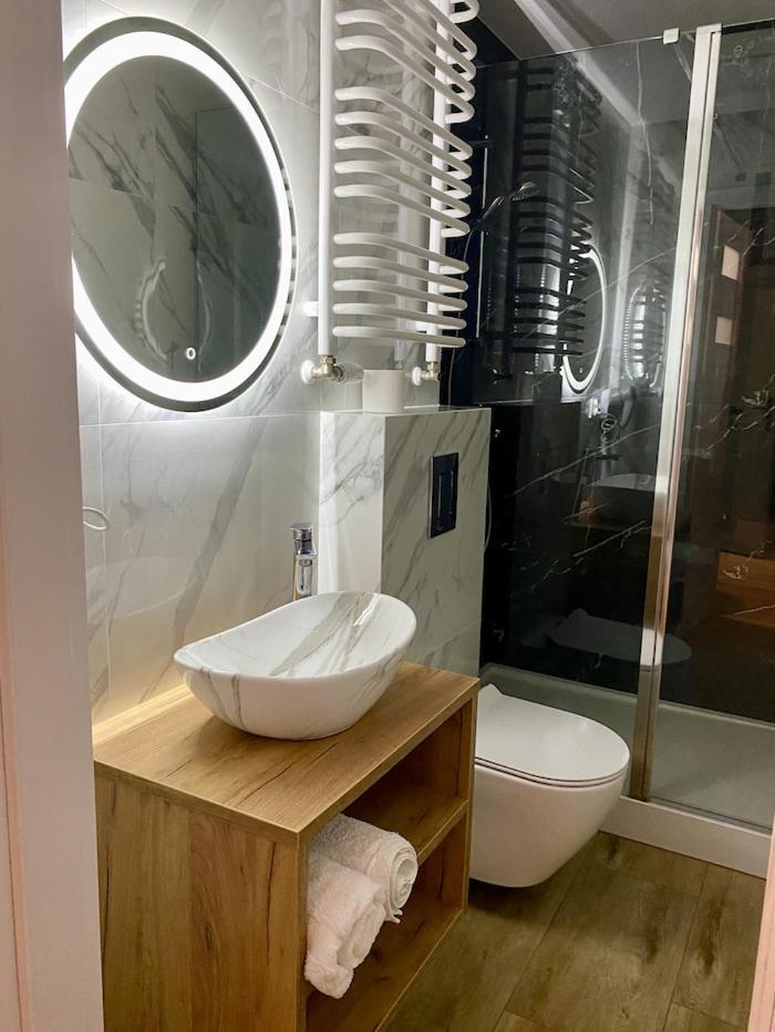 Doba Rent Wysockiego 104 Hotel เบียวิสตอก ภายนอก รูปภาพ