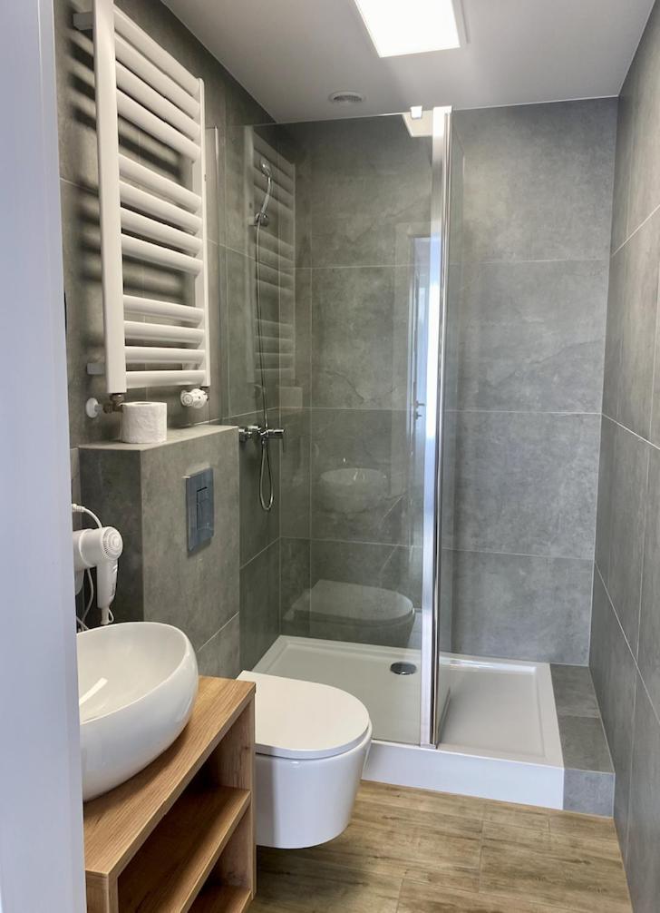 Doba Rent Wysockiego 104 Hotel เบียวิสตอก ภายนอก รูปภาพ